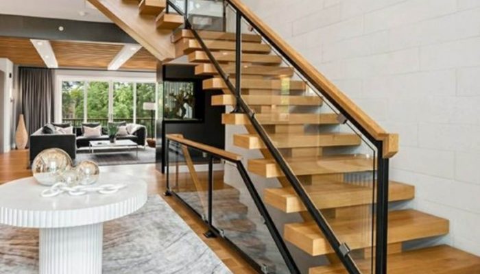 ΞΥΛΙΝΗ-ΣΚΑΛΑ-ΔΡΥΣ-ΞΥΛΟ-ΠΑΝΕΛ-WOODEN-LADDER-OAK-WOOD-PANEL-ΙΩΑΝΝΙΝΑ-IOANNINA-ΤΣΙΝΑΒΟΣ-TSINAVOS